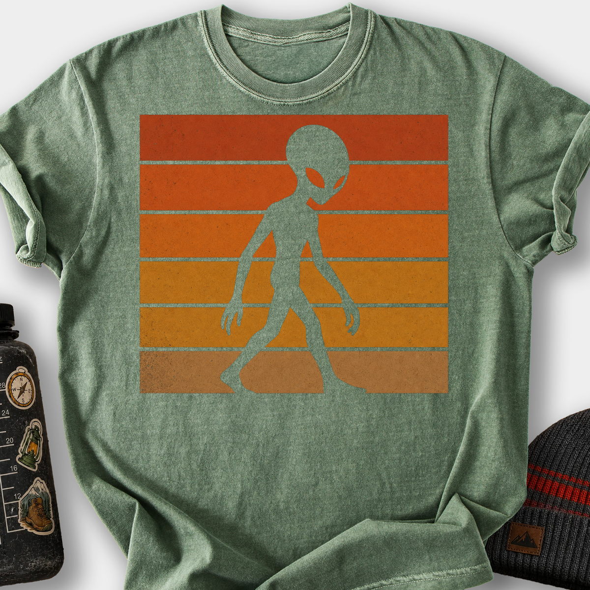 Alien Retro Sunset T-Shirt — Moss